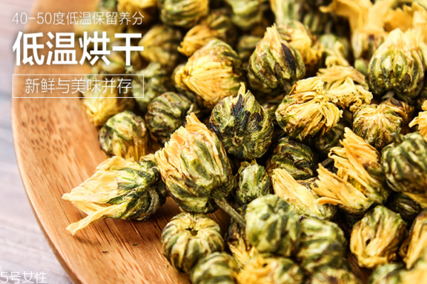 冬天适合喝什么菊花茶,菊花茶是夏天喝好还是冬天喝好