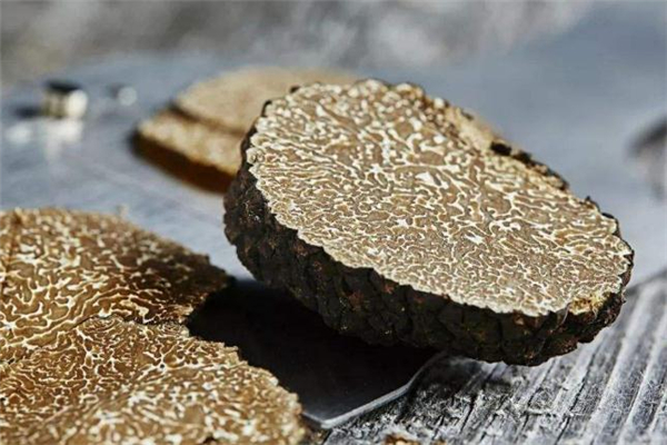 黑松露怎么泡酒效果好,黑松露怎么泡酒流程 黑松露怎么泡酒效果好,黑松露怎么泡酒流程