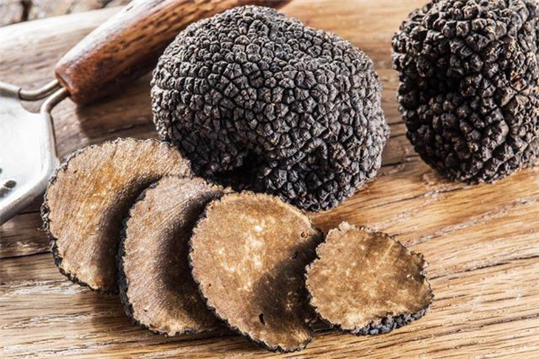 新鲜黑松露怎么吃最好,黑松露怎样吃功效最好