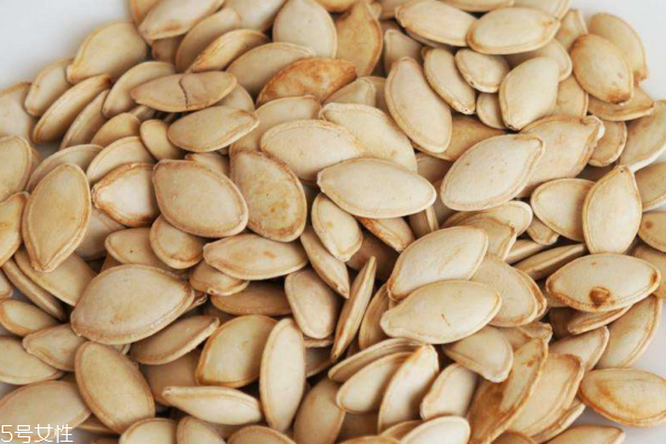 南瓜子驱虫是生吃还是熟吃好,南瓜子驱虫是生吃还是熟吃百度文库