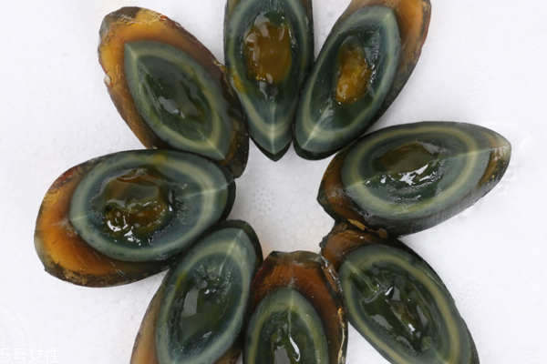 皮蛋放久了能吃吗有保质期吗,松花皮蛋有保质期吗