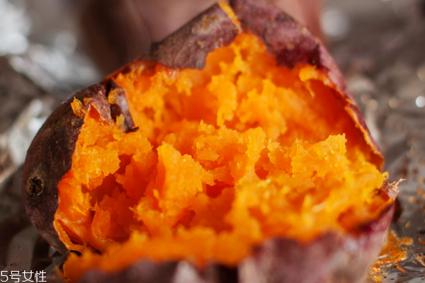 红薯怎样储藏才能过冬不坏,红薯的保存方法在家里怎样放