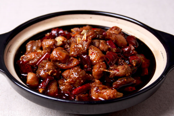 兔子肉是放冷藏还是保鲜,兔肉冷藏还是冷冻 兔子肉是放冷藏还是保鲜,兔肉冷藏还是冷冻