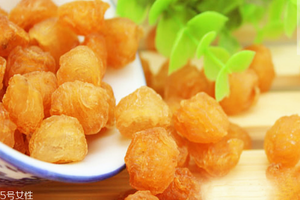 干的桂圆肉上火吗,桂圆肉上火吗