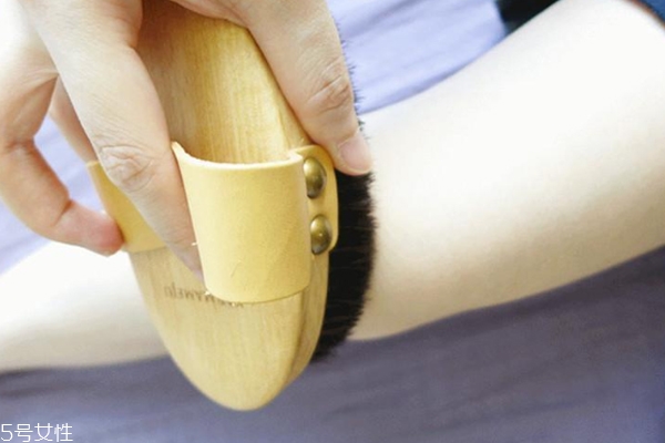 免洗面膜的不适宜人群(经常用免洗面膜好吗)