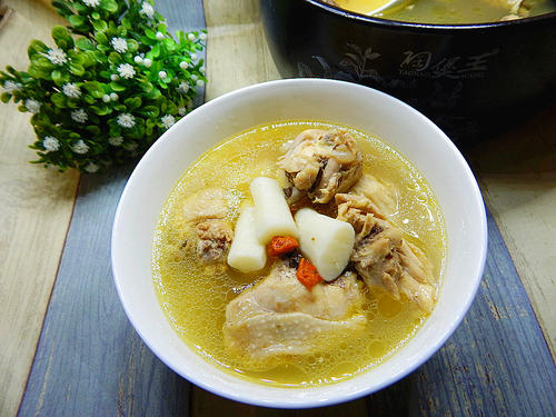 山药鸡汤怎么做好吃,山药炖鸡汤怎么做好吃窍门