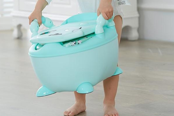 教宝宝大小便的方法(如何教宝宝大小便)