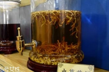 药材用什么酒泡比较好?,药酒用什么酒泡好