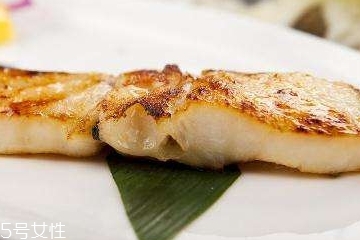 婴儿辅食鳕鱼怎么选,鳕鱼什么样的好