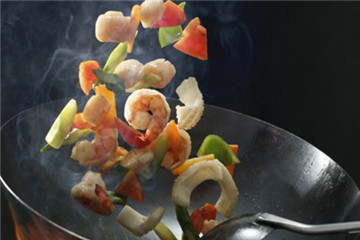 做菜可以放白酒吗,做菜的料酒可以直接喝吗