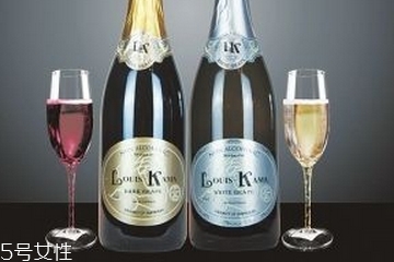 酱香型白酒是什么味道,白酒有几种味道 酱香型白酒是什么味道,白酒有几种味道