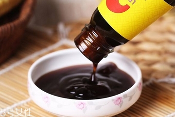 蚝油可以炒饭用吗,蚝油能炒饭吗