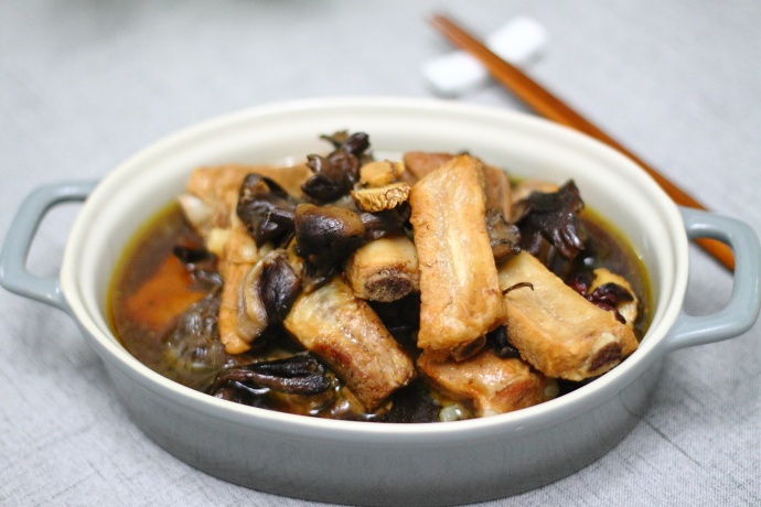 清炖排骨的做法,排骨煲的家常做法