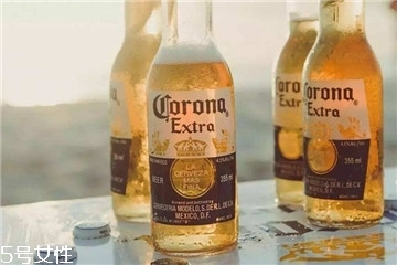 啤酒肚是喝啤酒喝出来的吗,啤酒肚真的是喝啤酒喝出来的吗 啤酒肚是喝啤酒喝出来的吗,啤酒肚真的是喝啤酒喝出来的吗