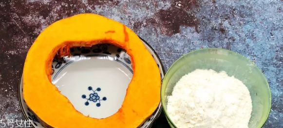 香蕉馒头怎么做好吃又简单,香蕉馒头怎么做好吃又简单窍门