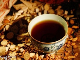 四物汤的配方和功效和作用,四物汤的功效和作用什么时候喝 四物汤的配方和功效和作用,四物汤的功效和作用什么时候喝