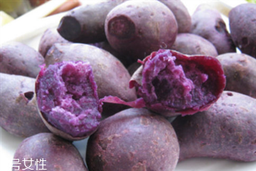 紫薯的热量高还是米饭的热量高,请问米饭的热量和紫薯的热量相比哪个高 紫薯的热量高还是米饭的热量高,请问米饭的热量和紫薯的热量相比哪个高