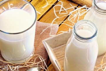 调制乳和灭菌乳的区别,灭菌调制乳是什么意思 调制乳和灭菌乳的区别,灭菌调制乳是什么意思