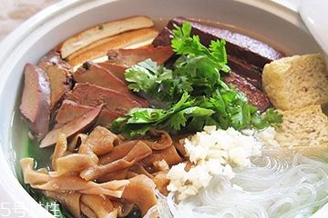 鸭血粉丝汤有什么营养,鸭血粉丝汤的营养价值