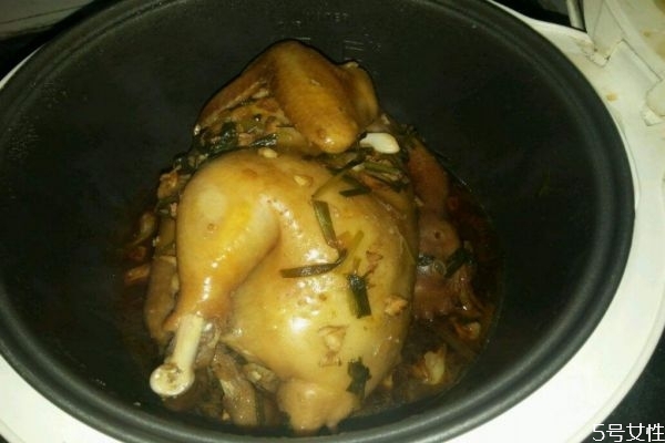 电饭煲盐焗鸡的制作方法,电饭煲盐焗鸡的制作方法视频教程