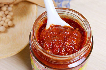 郫县豆瓣酱和老干妈的区别,豆瓣酱和老干妈一样吗