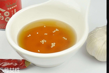 芝麻油能烧烤吗,芝麻油可以用来烧烤吗