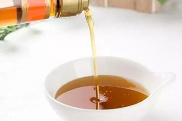 芝麻油和橄榄油哪个好吃,芝麻油和橄榄油哪个好? 芝麻油和橄榄油哪个好吃,芝麻油和橄榄油哪个好?