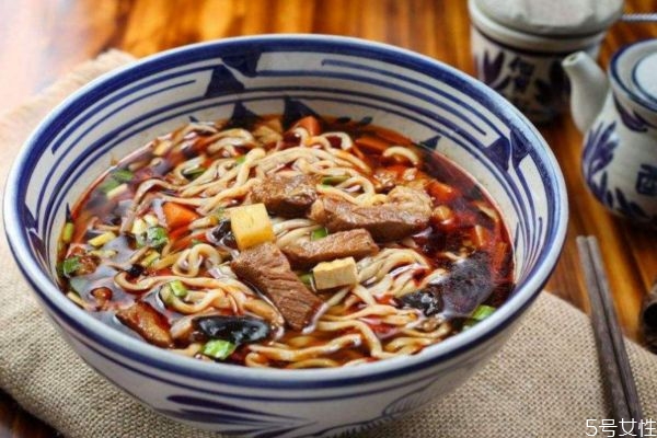 臊子面怎么做好吃又简单,正宗臊子面 臊子面怎么做好吃又简单,正宗臊子面