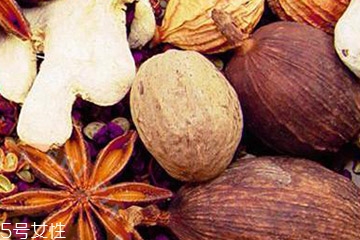 草果可以煮花生吗,草果花怎么做好吃