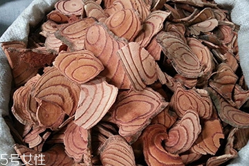 鸡血藤作用和功效,鸡血藤的功效和主治