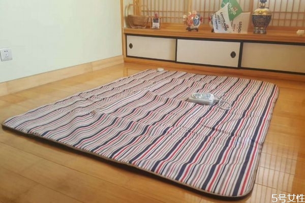 电热毯开一夜的危害(电热毯开一夜的危害)