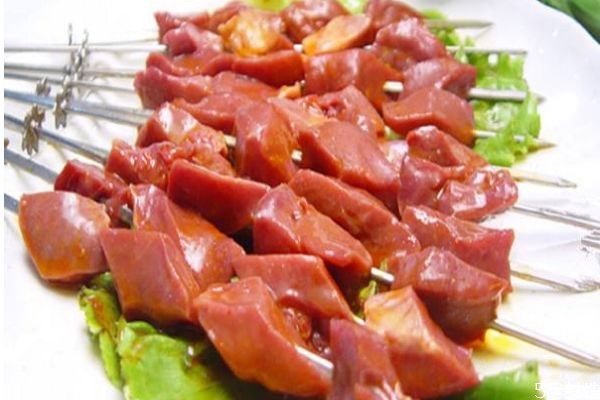 牛心菜孕妇可以吃吗,孕妇可以吃牛肝吗 牛心菜孕妇可以吃吗,孕妇可以吃牛肝吗