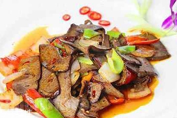 牛心的热量高吗,牛心热量大还是牛肉热量 牛心的热量高吗,牛心热量大还是牛肉热量