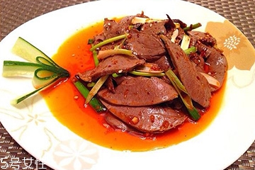 猪心可以炖玉米吗,玉竹和猪心一起煲汤的功效?