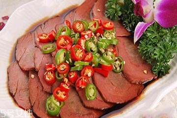 鹿肉可以和什么菜搭配,鹿肉和什么菜搭配最好