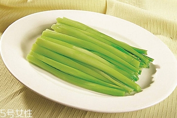 吃芥兰的好处和坏处,芥兰菜吃多了对身体好吗?