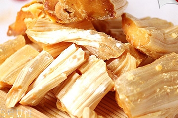 姜和西瓜能不能一起吃,姜糖和苹果能一起吃吗