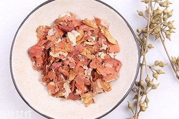 花生衣和花生衣粉哪种效果好,花生衣和花生衣粉哪个效果好