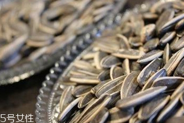 瓜子可以带上飞机吗,坐飞机能带瓜子吗