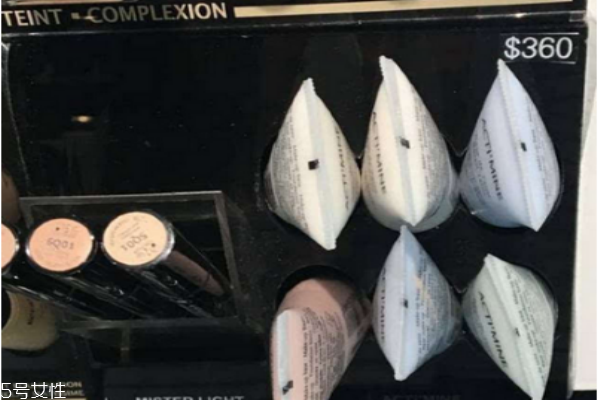 精华液和精华油哪个好(精华液和精华油哪个比较好?)