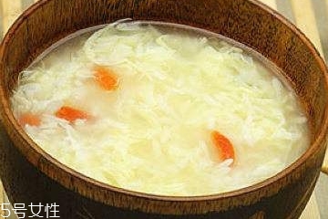 酒酿蛋吃了能丰胸吗,酒酿蛋丰胸靠谱吗