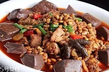 酸辣鸡血的做法,酸辣鸡血的做法窍门