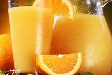 汇源果汁含糖量高吗,鲜榨果汁含糖量高吗