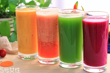 做果汁的步骤,如何榨果汁比较好喝