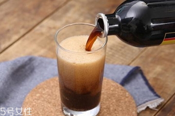 德国黑啤酒多少度,教士黑啤酒多少度