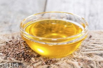 火麻油加蜂蜜怎么吃,火麻油加蜂蜜的功效和作用吃法