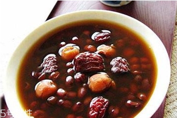 红豆汤可以放红糖吗?,红豆汤能放红糖吗
