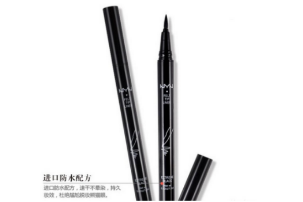 矿泉水洗脸的功效(矿泉水洗脸有什么效果)