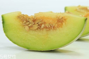网纹瓜和哈密瓜区别,网纹瓜和哈密瓜哪个更好吃