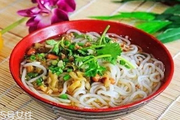 米粉是怎样加工制作的,怎么制作米粉 米粉是怎样加工制作的,怎么制作米粉